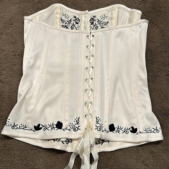 Corset size L - worn once - Picture 2 of 2